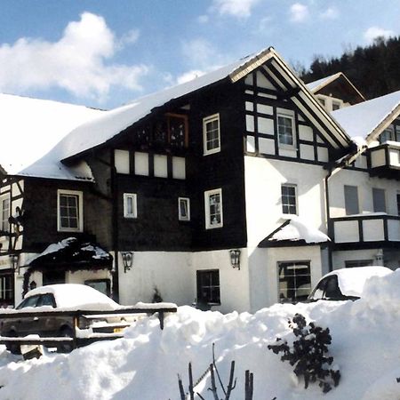 Hotel-Restaurant Zum Dorfkrug ヴィンターベルク エクステリア 写真
