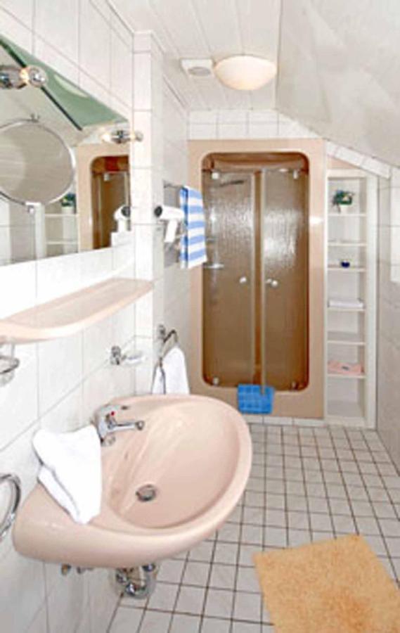 Hotel-Restaurant Zum Dorfkrug ヴィンターベルク エクステリア 写真