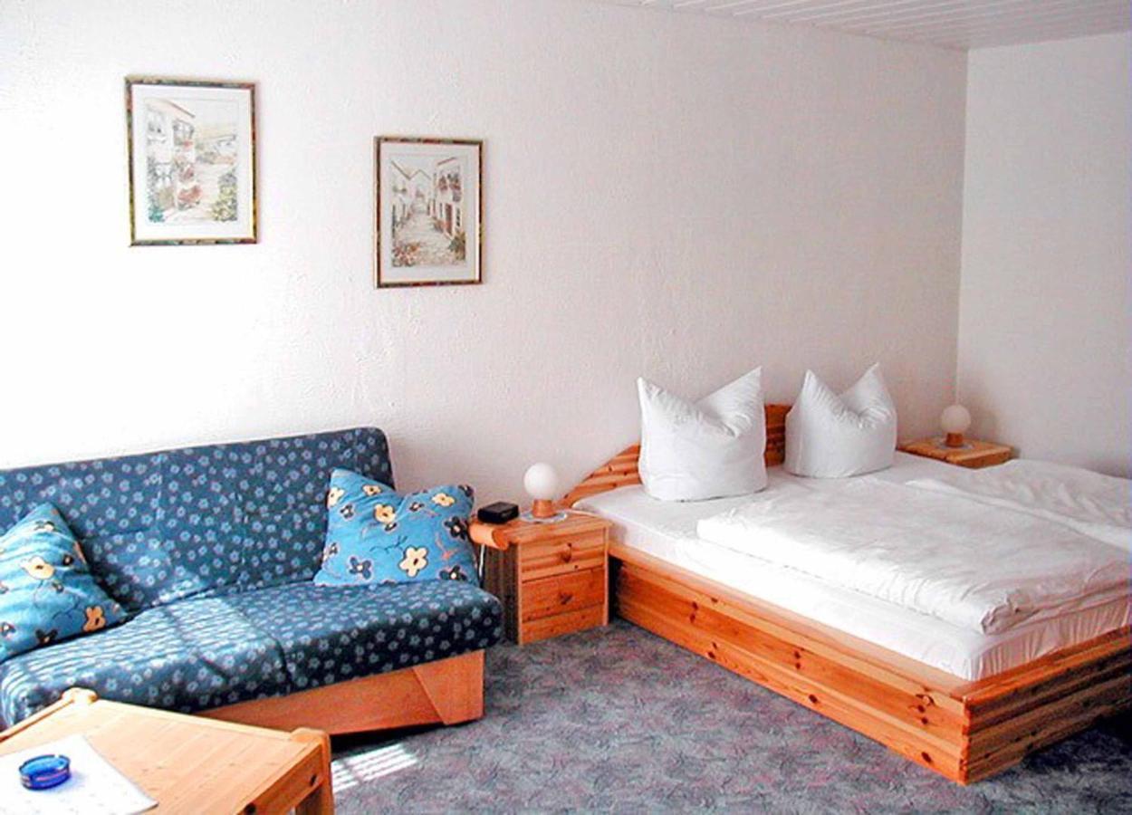 Hotel-Restaurant Zum Dorfkrug ヴィンターベルク エクステリア 写真